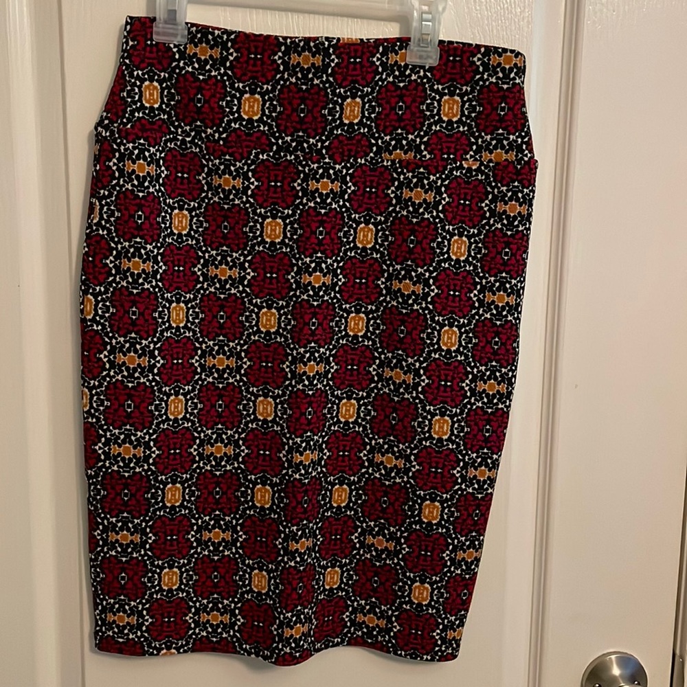 LulaRoe Cassie pencil skirt